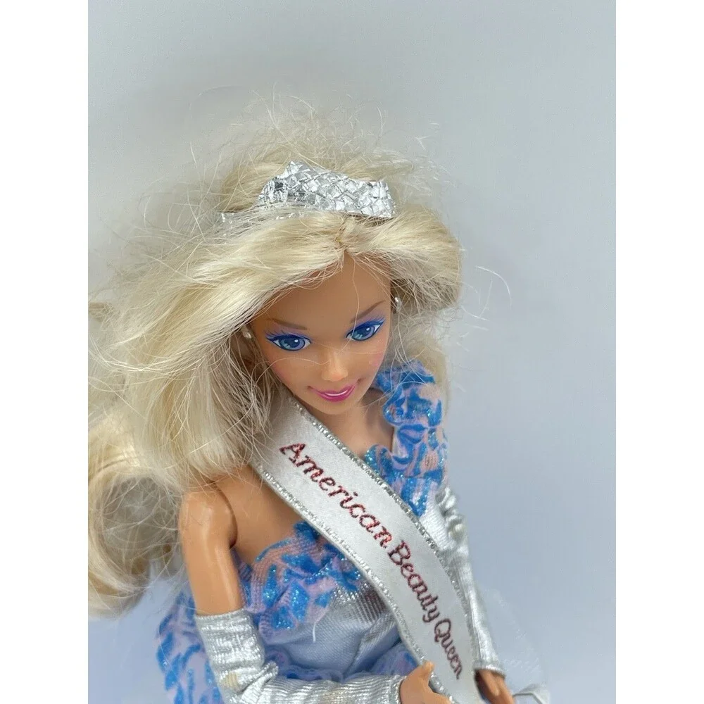 Vintage American Beauty Queen Barbie Doll 1991
